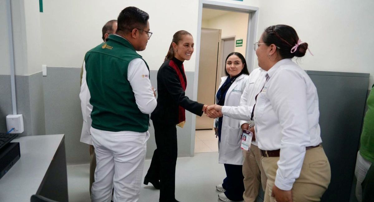 Sheinbaum asegura 98% de abasto de medicamentos en IMSS-Bienestar