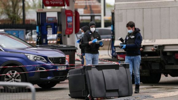 ¿Qué pasó en Francia HOY? Esto se sabe el TIROTEO cerca de París que dejó un muerto y heridos