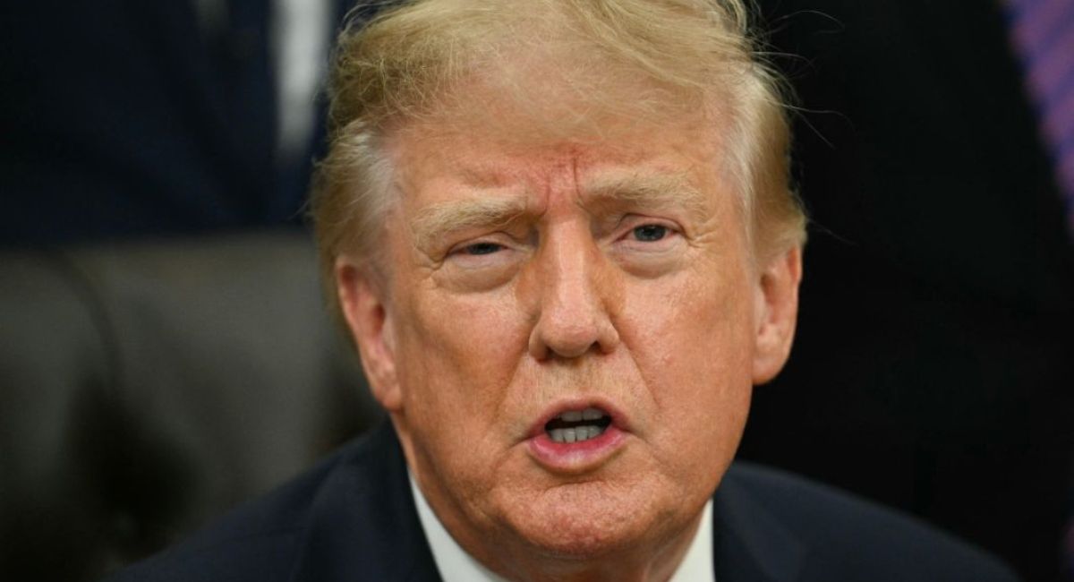 Francia enfrenta disturbios y críticas de Donald Trump